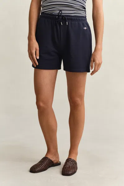 Gant Shield Shorts In Black