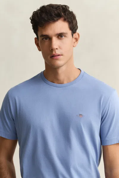 Gant Regular Fit Shield T-shirt In Blue