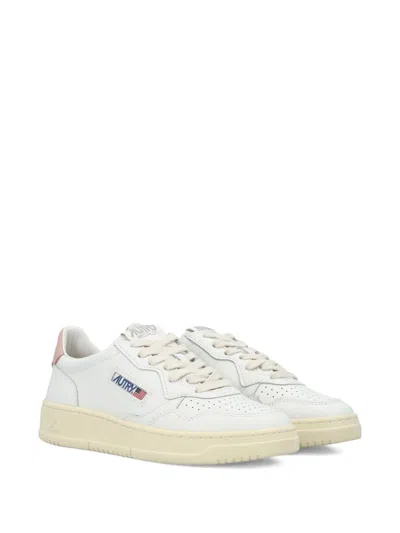 Autry Medalist Aulw Ll26 Sneakers Woman Whire And Pink In White