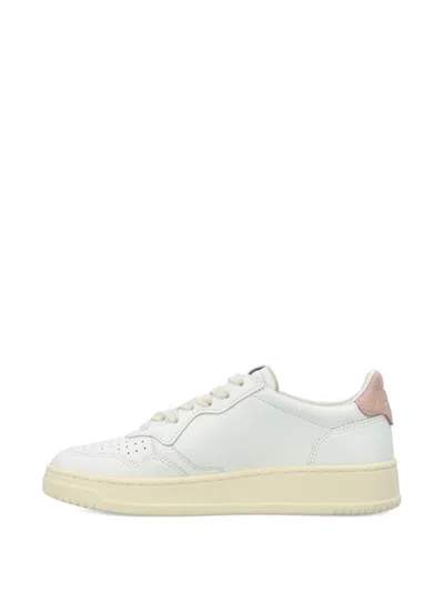 Autry Medalist Aulw Ll26 Sneakers Woman Whire And Pink In White