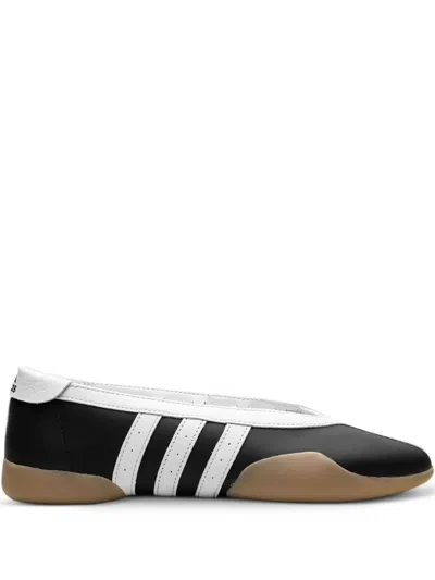 Adidas Originals Sneakers With Contrast Stripes And Rubber Sole In Multi