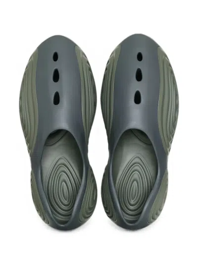 Crocs Ripple Perforated Clogs In Gray