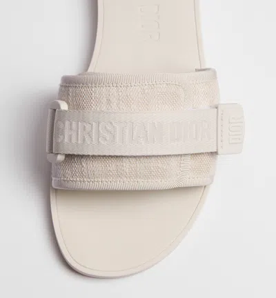 Dior Iviera Dio(r)evolution Slide In Neutral