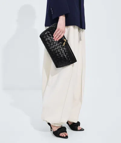 Bottega Veneta Rectangular Clutch Bag Woven Texture Hardware In Black