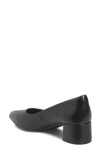 Söfft Sandra Pointed Toe Pump In Black
