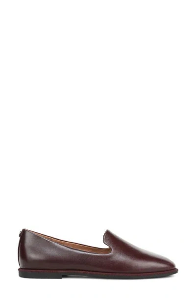 Vionic Willa 2.0 Loafer In Brown