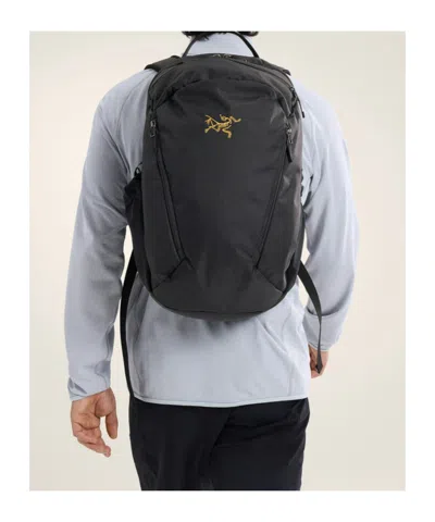 Arc'teryx Mantis 26 Backpack In Black