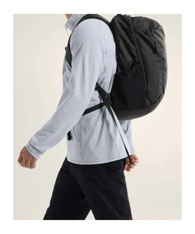 Arc'teryx Mantis 26 Backpack In Black