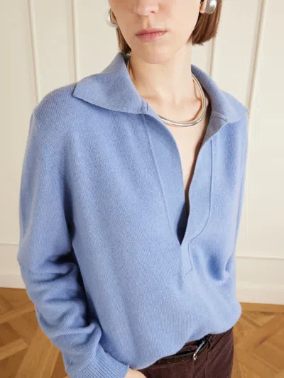 Victoria Beckham Genevieve Spread-collar Embroidered-logo Sweater In Blue