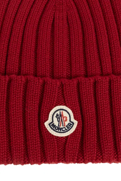 Moncler Cable-knit Wool Beanie With Logo In Burgundy In Red