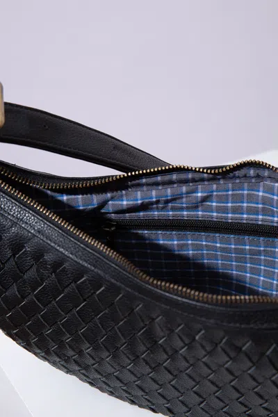 Noonday Crescent Sling, Woven Leather Noir