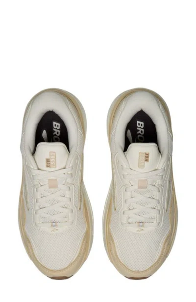 Brooks Ghost Max Se Sneaker In Neutral