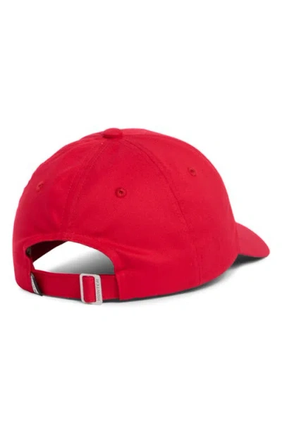Hunter Core Twill Baseball Cap In Red