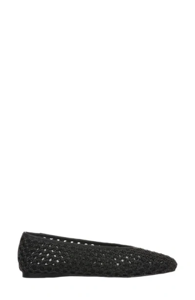 Nordstrom Maddox Flat In Black