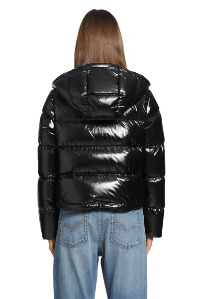 Moncler Niveole Short Down Jacket In Black