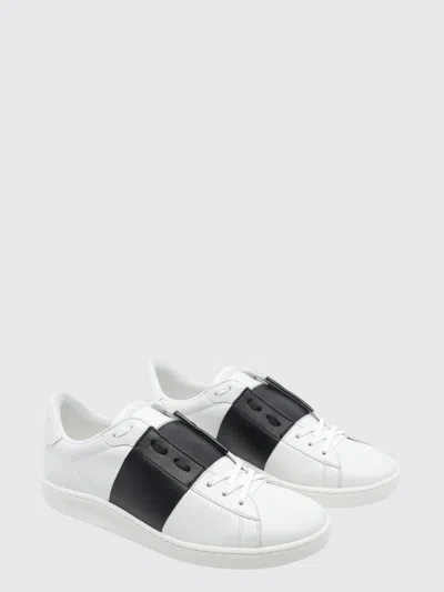 Valentino Garavani Minimalist Leather Sneakers With Contrasting Stripe Detail And Vlogo Signature In White