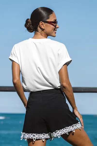 Cupshe New Spin White Tee In White