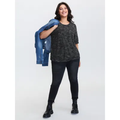 Bloomchic Rivets Snowflake Effect Stretchy T-shirt In Black