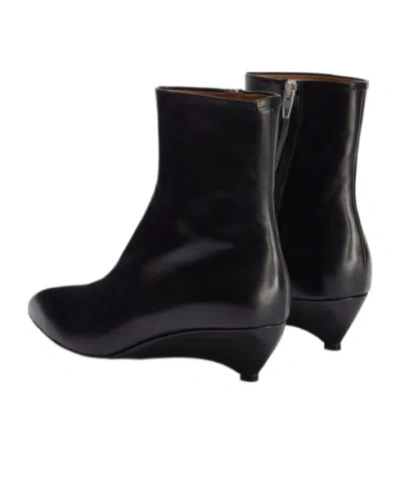 Jil Sander Arc Ankle Boot In Black