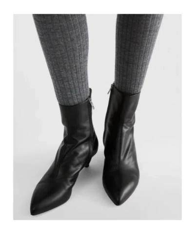 Jil Sander Arc Ankle Boot In Black