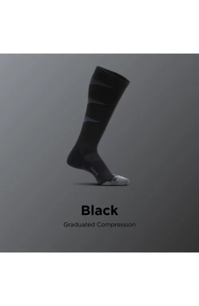 Feetures Graduated Compression Light Cushion Knee High Compression Socks In Black