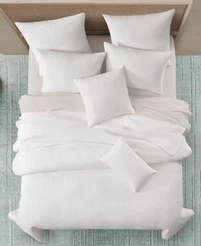 Salt Life Stillwater Solid Quilt Sets In White
