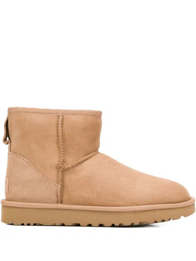 Ugg Pull-tab Boots In Neutral