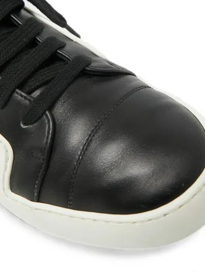Pre-owned Chanel Cc Low-top Sneakers In Black