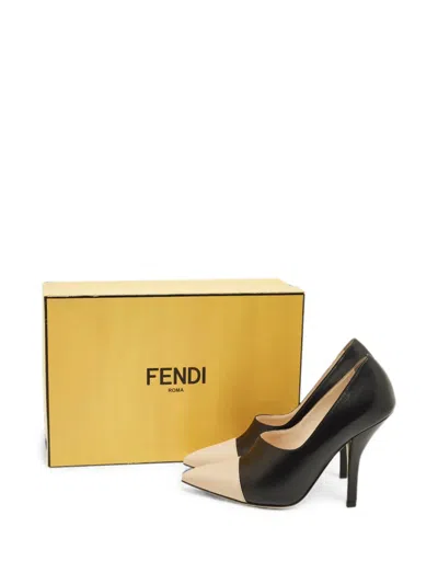 Pre-owned Fendi Pointed-toe Pumps In Black