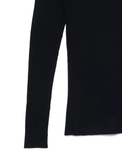 Majestic Soft Touch Long-sleeve Turtleneck In Black