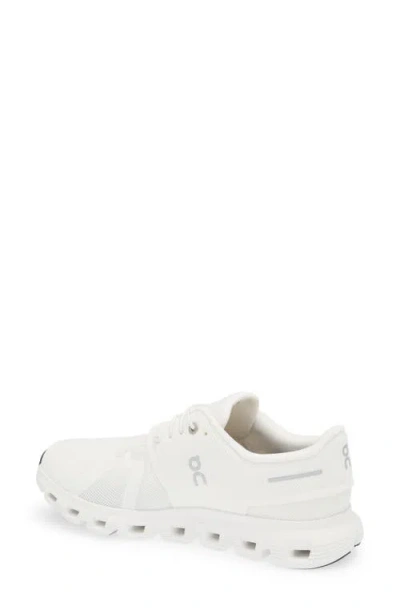 On Cloud 6 Sneaker In White