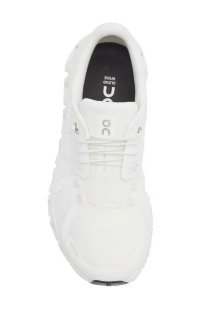 On Cloud 6 Sneaker In White