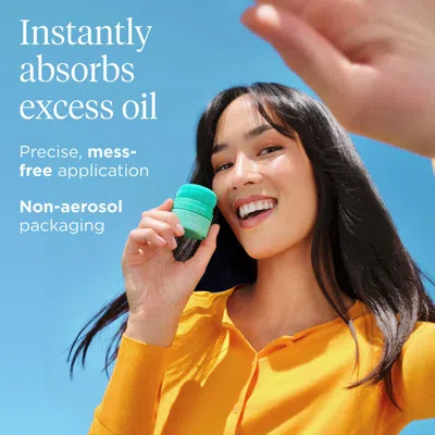 Briogeo Style + Treat Non-aerosol & Talc-free Dry Shampoo Powder Puff Tinted 0.53 oz / 15 G