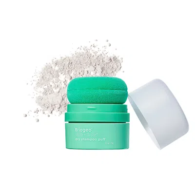 Briogeo Style + Treat Non-aerosol & Talc-free Dry Shampoo Powder Puff Translucent 0.53 oz / 15 G