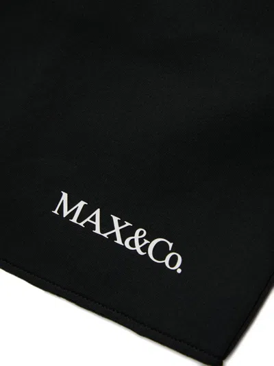 Max & Co 로고 프린트 더블 브레스티드 코트 In Black