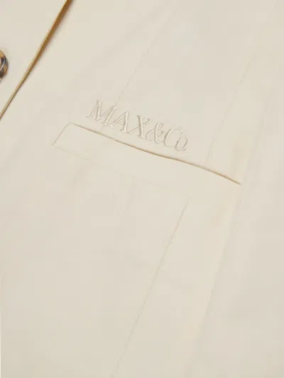 Max & Co 로고 자수 블레이저 In Neutral