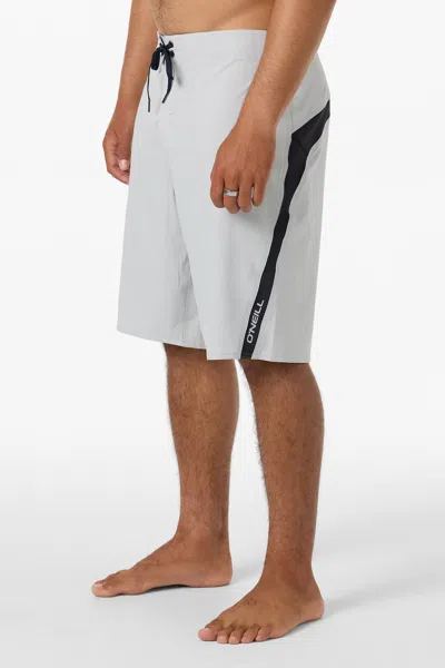 O'neill Men's Superfreak Solid 21" Board Shorts In White