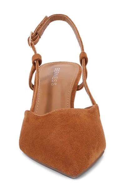 Berness Slingback Pump In Brown