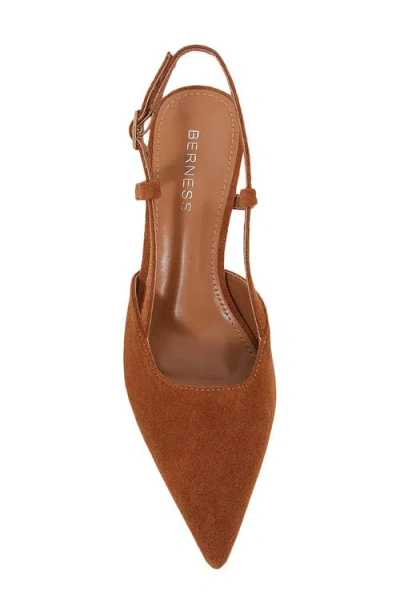 Berness Slingback Pump In Brown