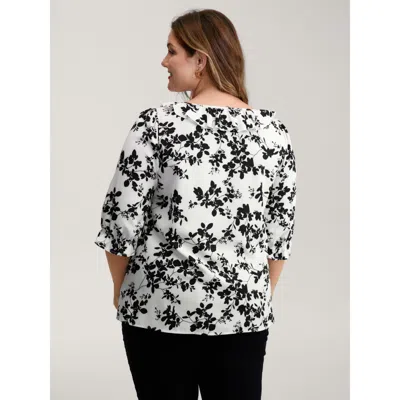 Bloomchic Fall Silhouette Florals Button Ruffled Blouse In White