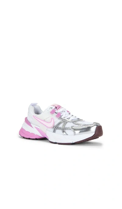 Nike V2k Run Sneaker In White