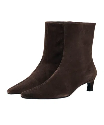 Alohas Ambar Rift Pointed Toe Kitten Heel Suede Boots In Brown