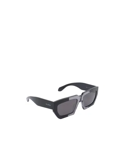 Alaïa Rectangular Frame Sunglasses In Black