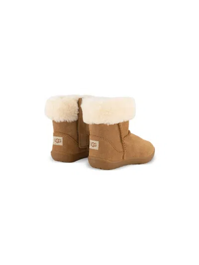Ugg Sammee Boots In Brown