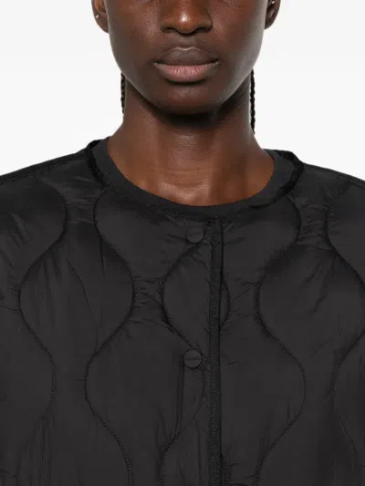Closed Quilted Jacket In Black
