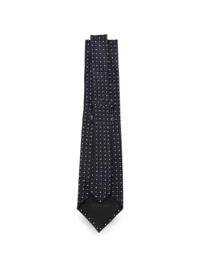 Tom Ford Pointed-tip Tie In Black