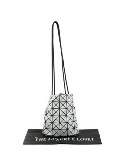 Pre-owned Issey Miyake Bao Bao Triangular-panel Bucket Bag In White