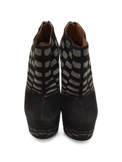 Pre-owned Alaïa Platform Ankle Boots In Black