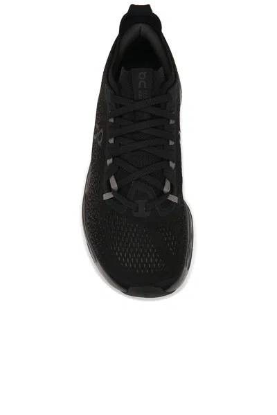 On Cloudsurfer Max In Black