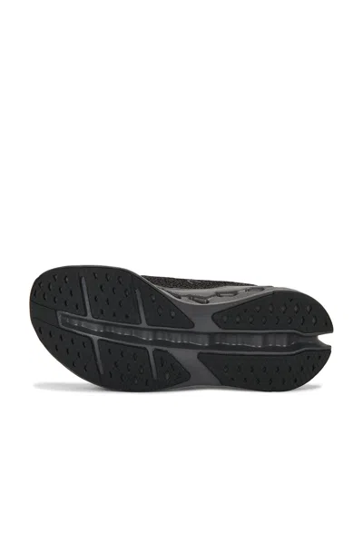 On Cloudsurfer Max In Black